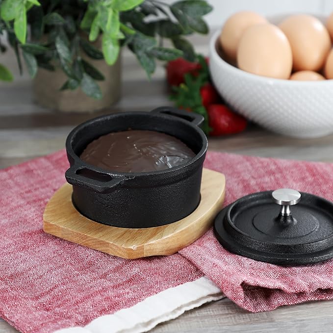 MegaChef Cast Iron 8 Ounce Mini Dutch Oven with Wood Tray, Cookware, Bakeware, Serveware (1 Piece)