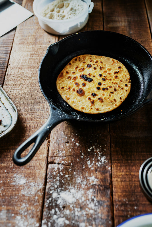 [KITCHMENT] The "Oil Sheen Water Test": How to test cast iron seasoning without burning your food