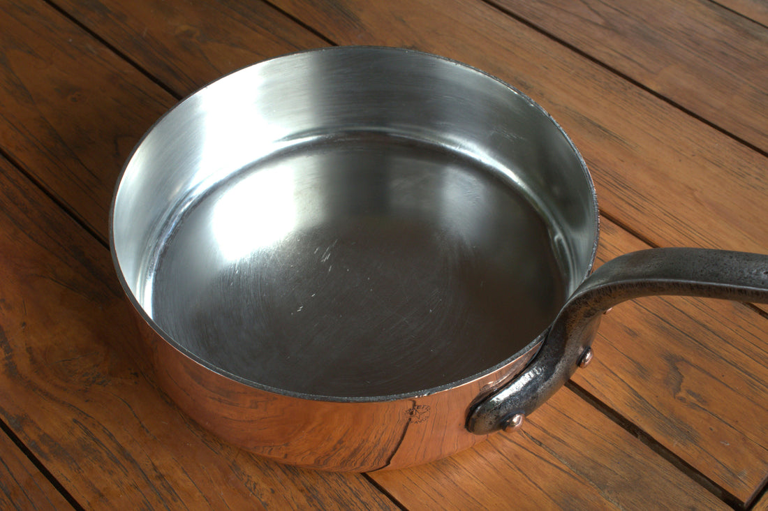 [KITCHMENT] The "Thermal Shock" Reset: How to fix a warped stainless steel pan bottom