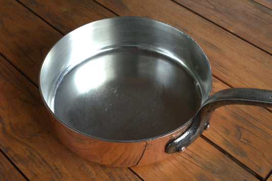 [KITCHMENT] The "Thermal Shock" Reset: How to fix a warped stainless steel pan bottom