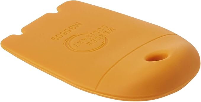 Mercer Culinary Silicone Horseshoe Arch Plating Wedge, 4mm Orange
