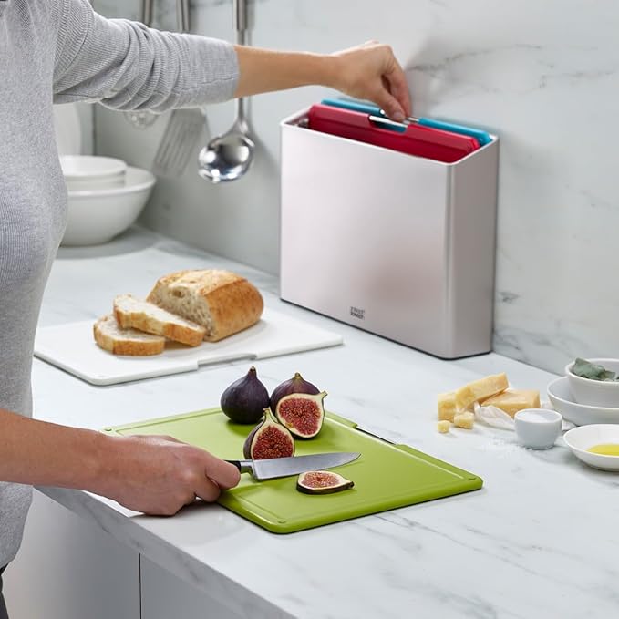 Joseph Joseph Folio 4-Piece Colour coded Cutting Board Set, Slimline case for organized Kitchen storage, Sage Green
