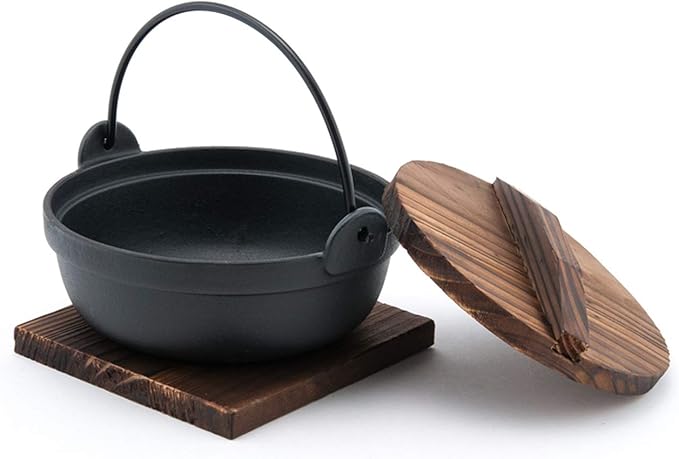 Happy Sales HSSN-PHP675, Japanese Design Cast Iron Nabe Sukiyaki Nabemono Personal Size Hot Pot With Wooden Lid, 28 fl.oz.