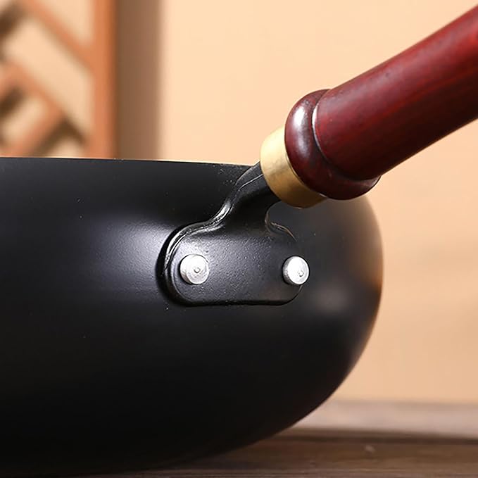 Cast Iron Skillet, Uncoating Cast Iron Pot, Japanese Hand-Forged Non-Stick Ironpan, Hand Forged Frying Pan with Lid and Wooden Handle, for Gas Stoves Induction Hobs (Wooden Lid)