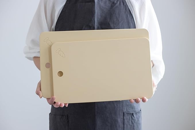 Kitchen Star Tsukihoshi Rubber Cutting Board,Size M,Synthetic Rubber Cutting Board, Non-slip for ingredients,Knife-friendly Dishwasher-Safe Made in Japan, Size :13.54x 8.38×0.39 inches(344×213×10mm)