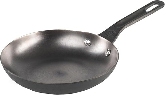 GSI Outdoors Guidecast 8” Frypan I Cast Iron, Lightweight, Gourmet Frying Pan, Camp Cookware