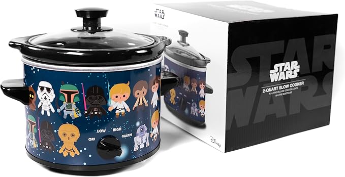 Uncanny Brands Star Wars 2-Quart Slow Cooker- Kitchen Appliance