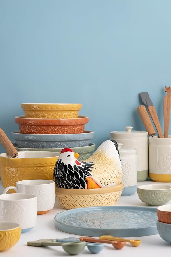 Mason Cash Home to Roost Mixing Bowl | 24cm Earthenware Bowl with Embossed Hen & Cockerel Design | Classic Bakeware for Dough, Pastry & Cake Mixing | Dishwasher & Freezer Safe