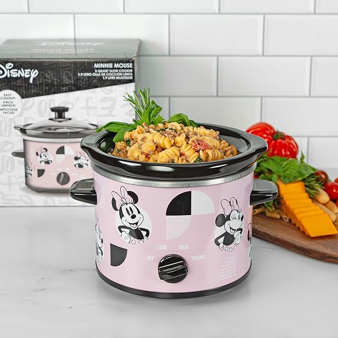 Uncanny Brands Disney Minnie Mouse 2qt Slow Cooker - Small Kitchen Appliance