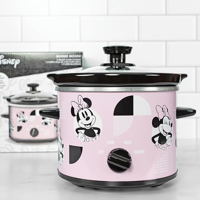 Uncanny Brands Disney Minnie Mouse 2qt Slow Cooker - Small Kitchen Appliance