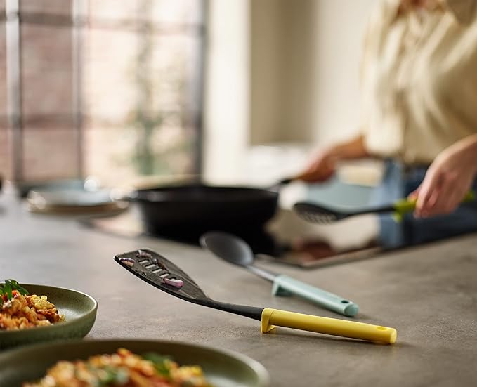 Joseph Joseph Duo 3-Piece Utensil Set with Integrated Tool Rests: Scratch-Free Use on Non-Stick Cookware, Includes Solid & Slotted Spoons and Turner, Heat-Resistant