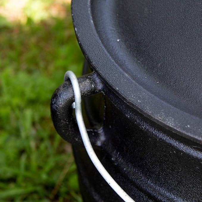 Lehman's Campfire Cooking Kettle Pot - Cast Iron Potje Dutch Oven with 3 Legs and Lid, 10.5 inch, 2 gallon