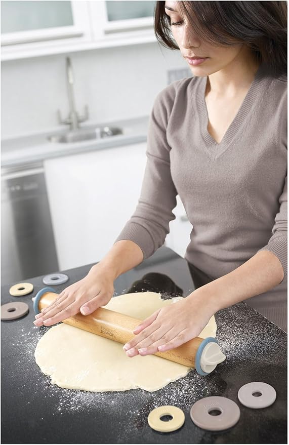 Joseph Joseph Adjustable Rolling Pin with Removable Rings, 13.6" x 1.75" x 1.75", Blue