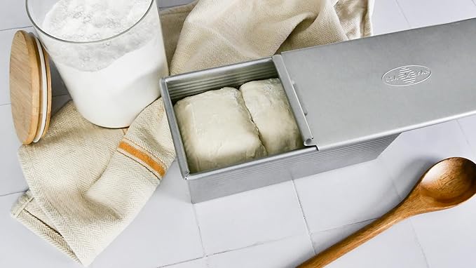 USA Pan Bakeware Pullman Loaf Pan With Cover,9 x 4 inch,Nonstick & Quick Release Coating,Made in the USA from Aluminized Steel,(Pack of 3)