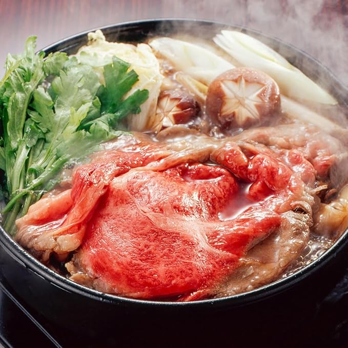 TIKUSAN Japanese Cast Iron Hot Pot Sukiyaki Nabe Pan Made in Japan (7.9" (20cm))