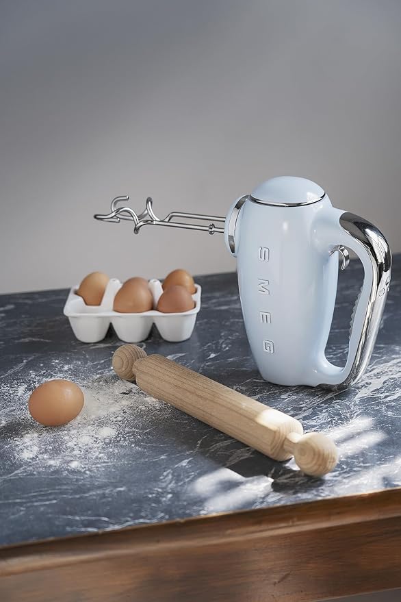SMEG Pastel Blue 50's Retro Style Electric Hand Mixer with Set of Beaters, Set of Dough Hooks and Set of Whisks