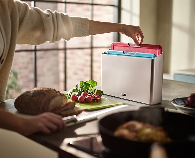Joseph Joseph Folio Icon 4-Piece Multi Colour coded Cutting Board Set, Slimline case for organized Kitchen storage, Silver