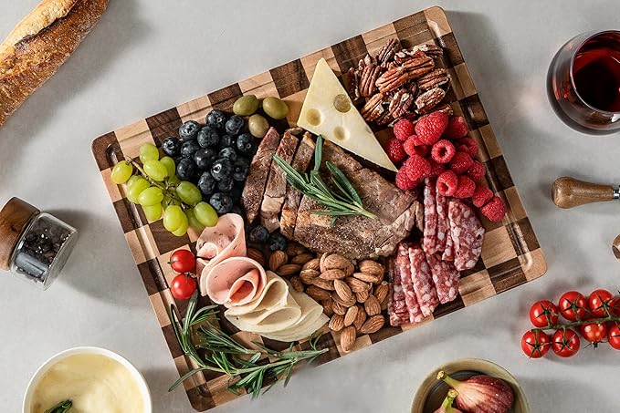 End Grain Cutting Boards for Kitchen, Wooden Cutting board, Acacia Wood Chopping Board with Juice Groove & Handle, Butcher Block for Meat, Bread & Fruit, 14"L x 11"W x 0.8"Th