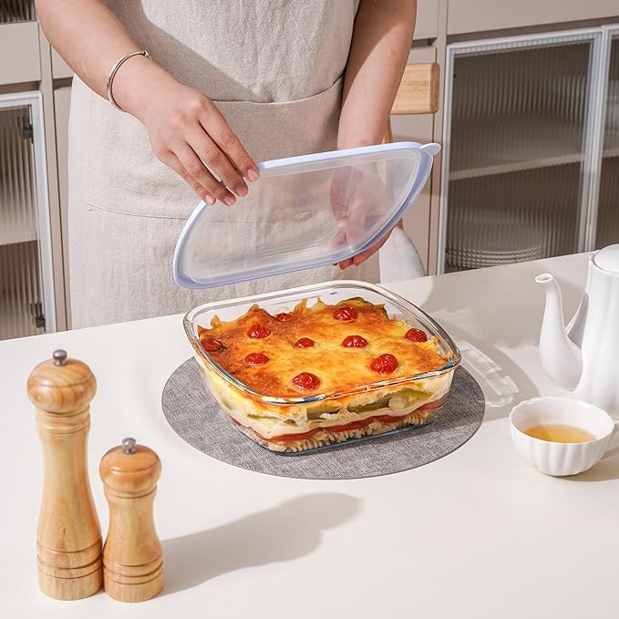 NUTRIUPS Glass Baking Dish with BPA Free Lids, Square Baking Pan, Glass Casserole Dish for Oven Dishwasher Safe, Baking Pan for Lasagna, Risotto (Blue, 2.6L)