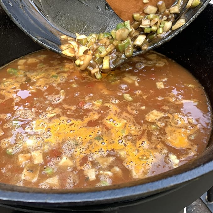 Bayou Classic Cast Iron 7-gallon Jambalaya Pot