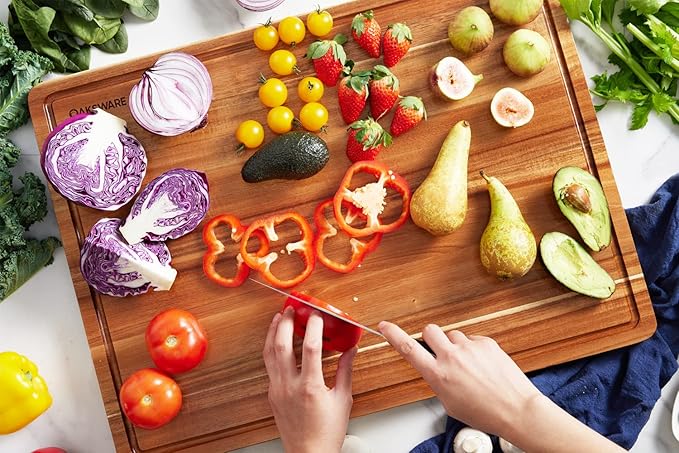 OAKSWARE Cutting Boards, 30 x 22 Inch Extra Large Acacia Wooden Cutting Board for Kitchen, Edge Grain Wood Chopping Board with Juice Groove and Handles, Pre-Oiled Carving Tray for Meat & Cheese