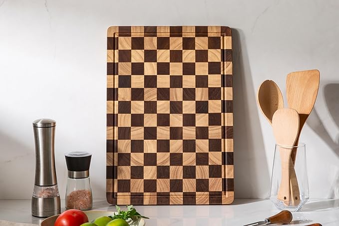 Cutting Boards for Kitchen, Checkered Cutting Board Upgraded, Acacia Wood Chopping Board with Juice Grooves & Handles, Large Butcher Block Serving Tray with Gift Box, 16.5" x 11.6" x 0.8"