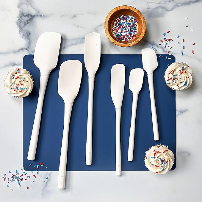 Tovolo Flex Core 5 Piece Silicone Spatula Set Heat Resistant All Silicone Utensils Include Non Stick Spatula Spoonula Jar Scraper, Dishwasher Safe BPA Free Spatulas for Baking Mixing, White