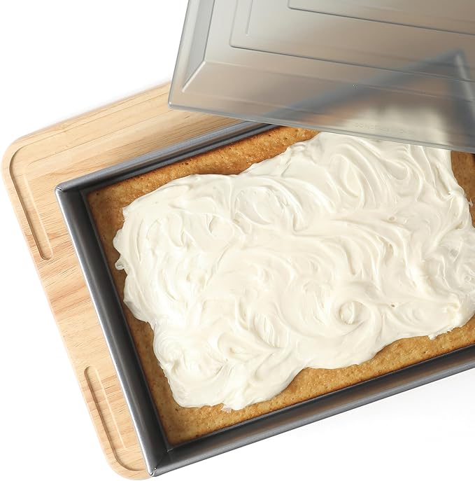 Calphalon Titan Commercial Quality Natural Aluminum PFA Free Nonstick 13 x 9 Inch Cake Pan W/Lid