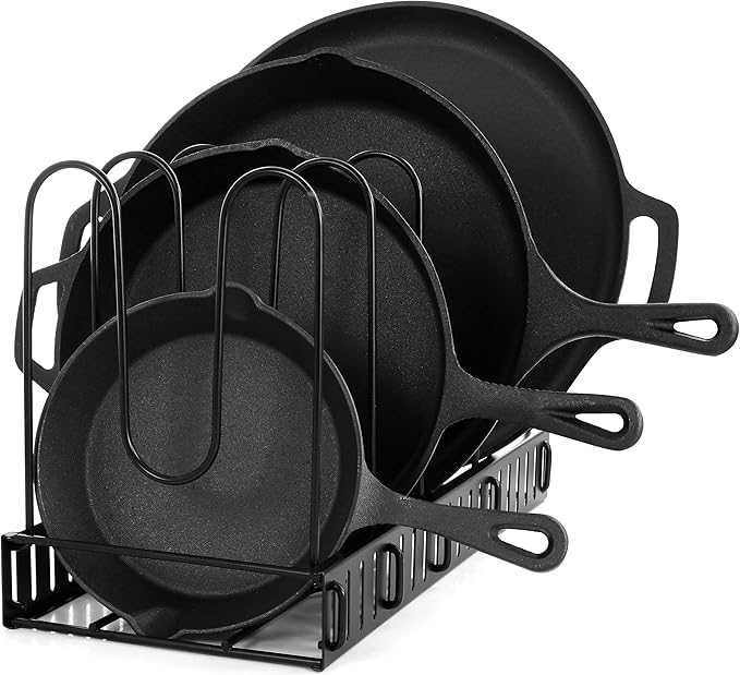 Megachef MegaChef 12 Piece Round PreSeasoned Cast Iron Cookware Set, Black and Red