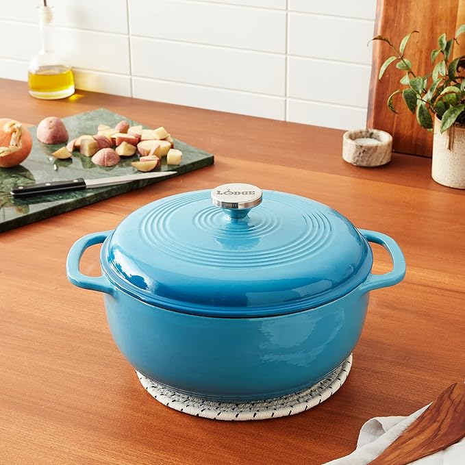 Lodge Essential Enamel Cast Iron Dutch Oven - Perfect for Bread Baking, Braising, Marinating & Slow Cooking - Features Moisture-Sealing Lid & Dual Handles - Kitchen Essentials - 6 Quarts - Cornflower Blue