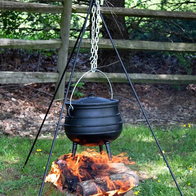Lehman's Campfire Cooking Kettle Pot - Cast Iron Potje Dutch Oven with 3 Legs and Lid, 20.75 inch, 18.5 gallon