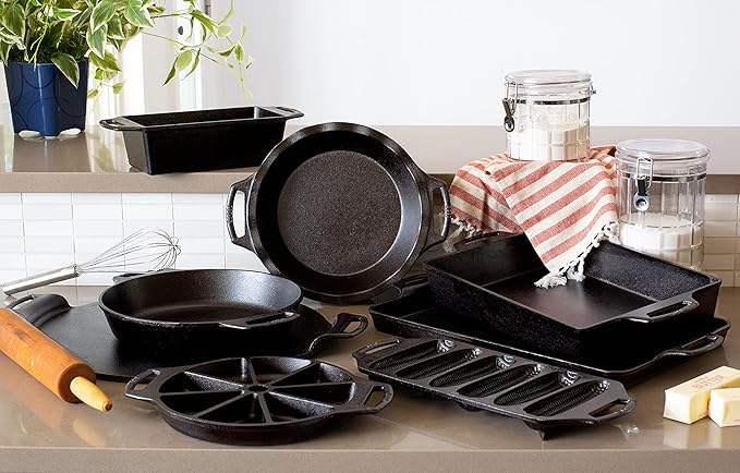 Lodge Cast Iron Wedge Pan