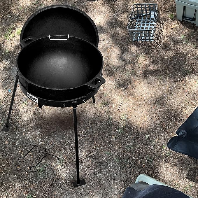 Bayou Classic Cast Iron 7-gallon Jambalaya Pot
